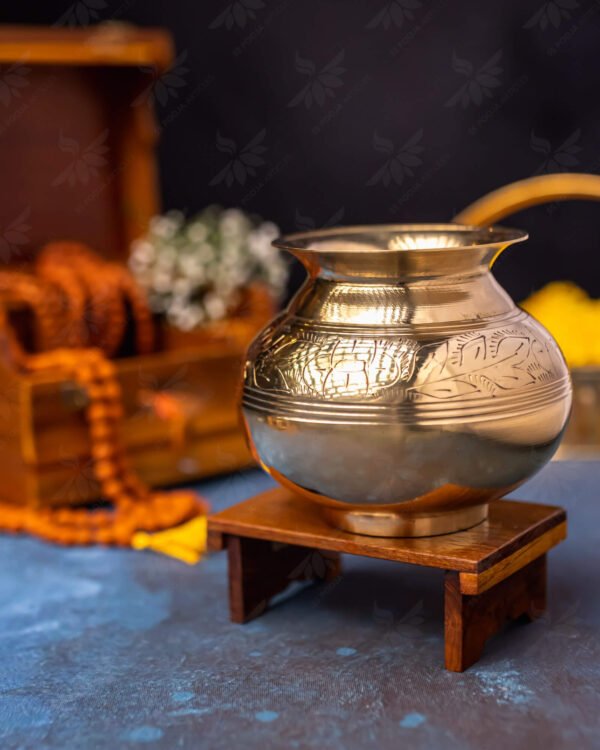 Brass Japani Lota